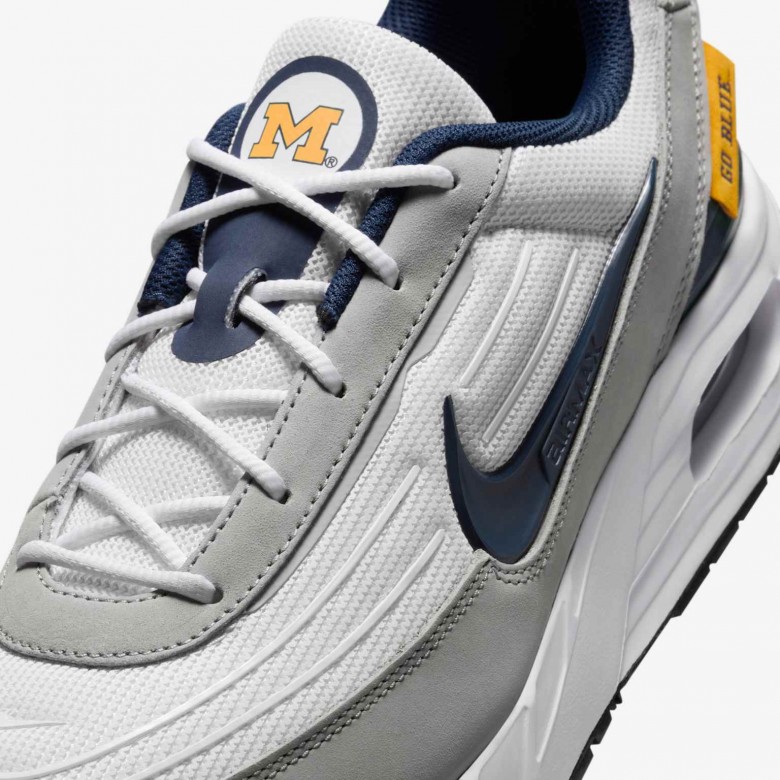 Nike College Air Max Verse (Michigan) Nike College Air Max Verse (Michigan)