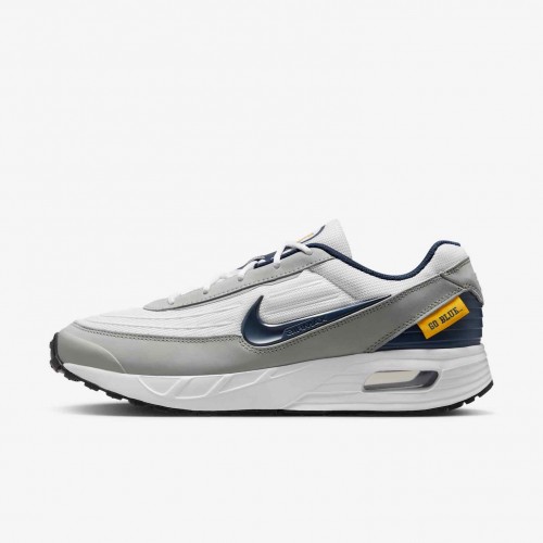 Nike College Air Max Verse (Michigan)