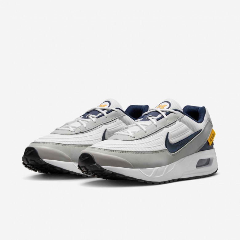 Nike College Air Max Verse (Michigan) Nike College Air Max Verse (Michigan)
