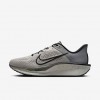 Nike Quest 6