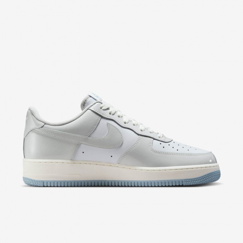 Nike Air Force 1 '07 Nike Air Force 1 '07
