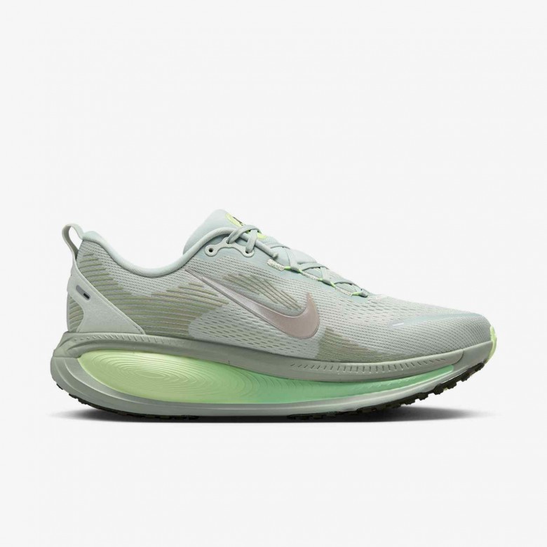 Nike Vomero 18 Nike Vomero 18