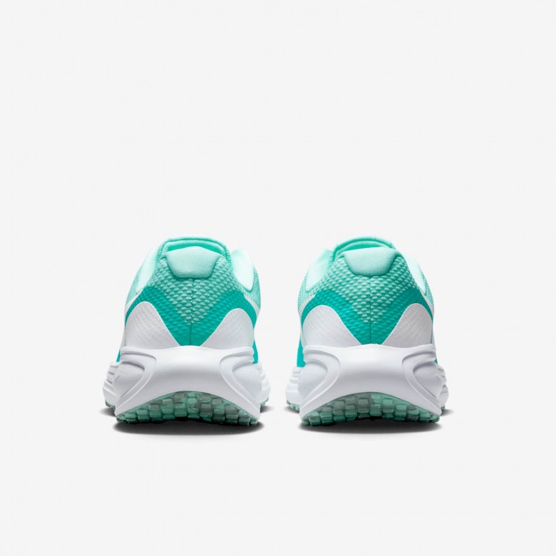 Nike Revolution 8 Nike Revolution 8