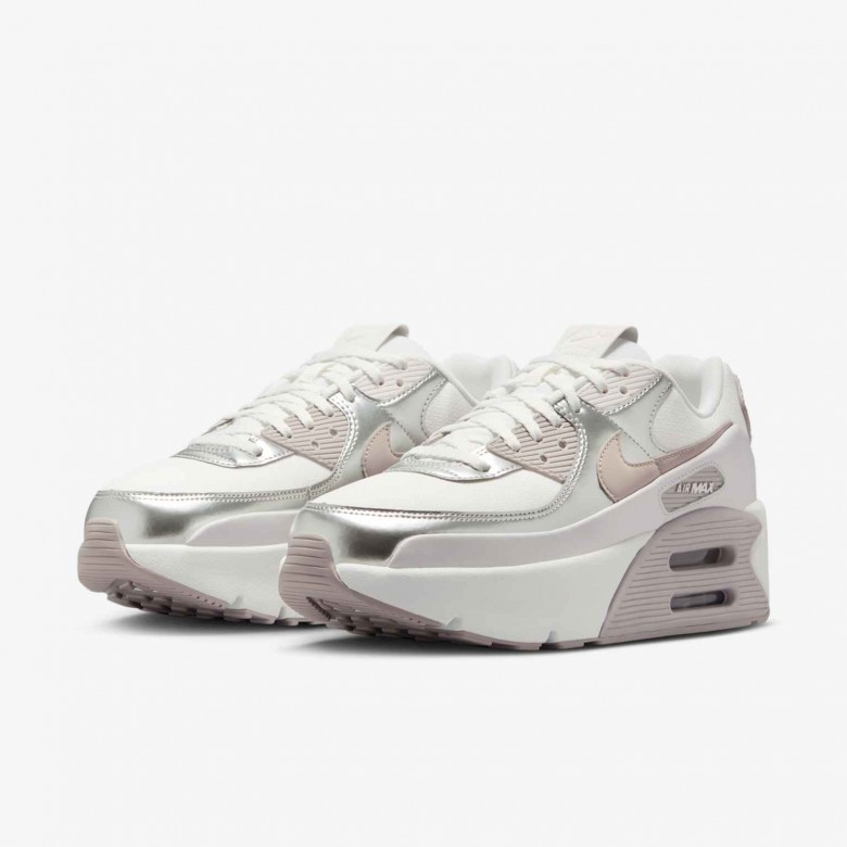 Nike Air Max 90 LV8 Nike Air Max 90 LV8