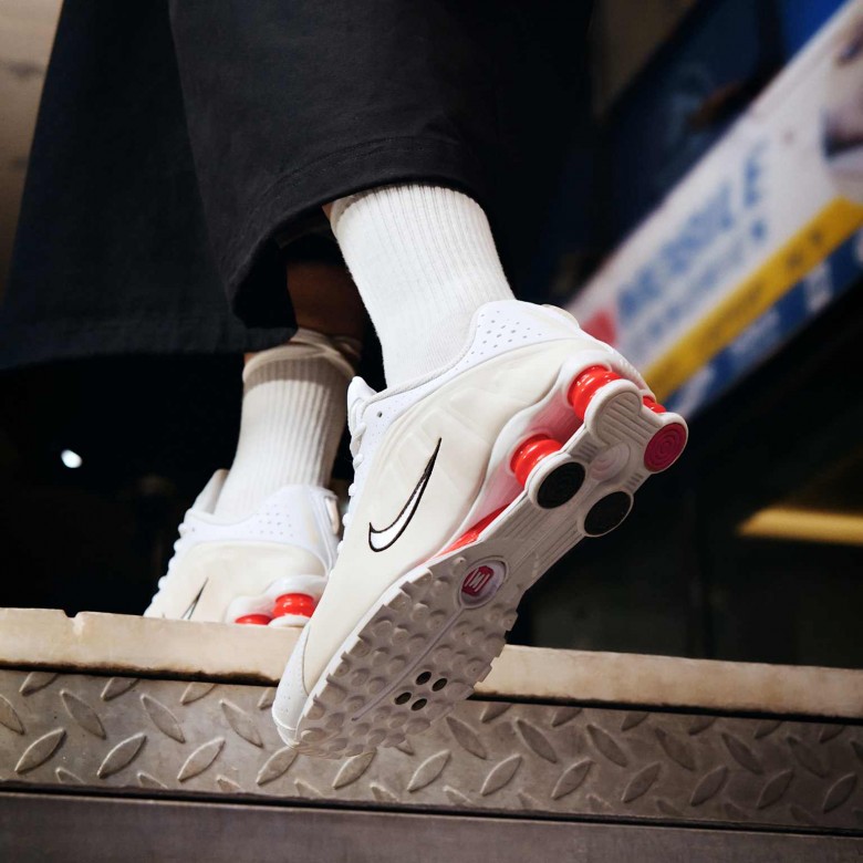 Nike Shox R4 Nike Shox R4