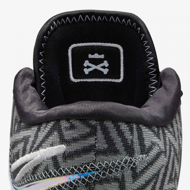 LeBron NXXT Genisus LeBron NXXT Genisus