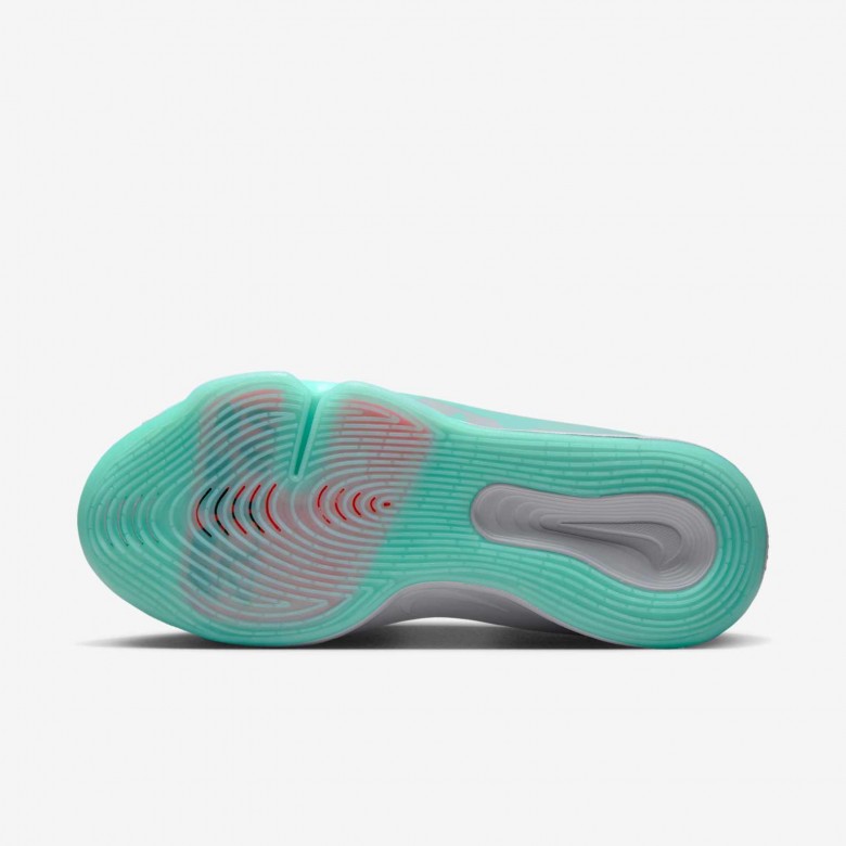 Nike G.T. Hustle 3 Nike G.T. Hustle 3