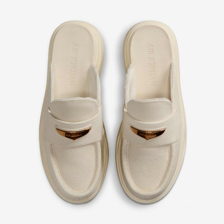 Air Jordan Mule Air Jordan Mule