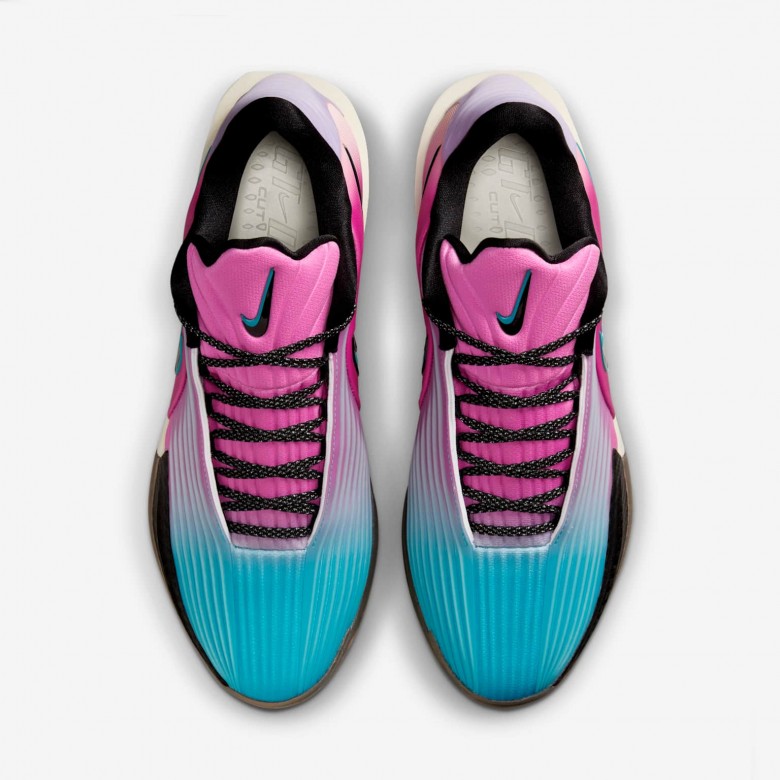 Nike G.T. Cut 3 Turbo Nike G.T. Cut 3 Turbo