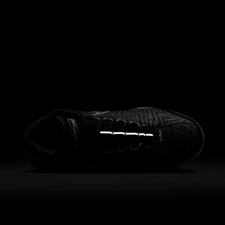 LeBron NXXT Genisus LeBron NXXT Genisus