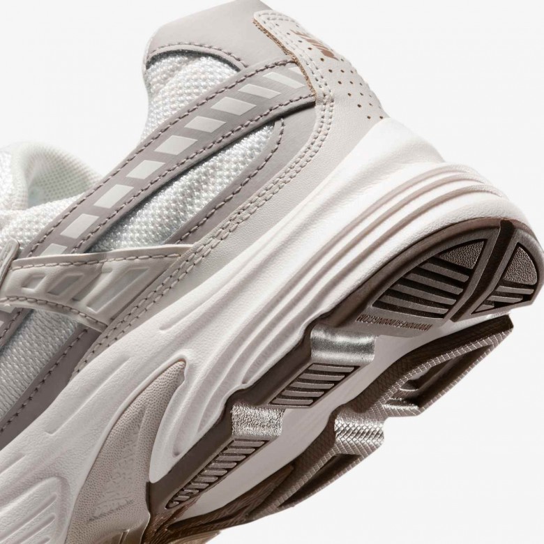 Nike Initiator Nike Initiator