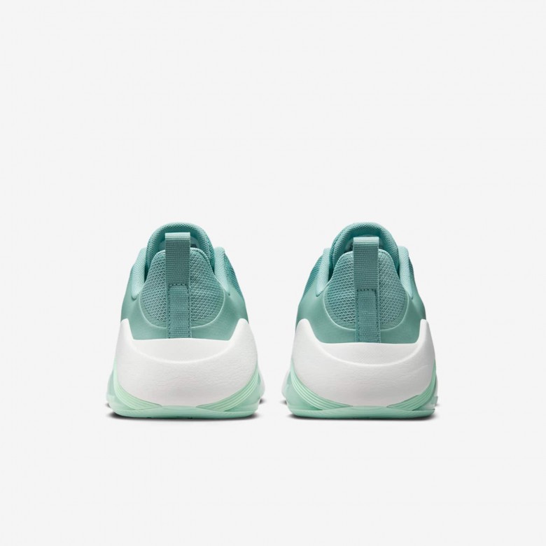 Nike Bella 7 Nike Bella 7