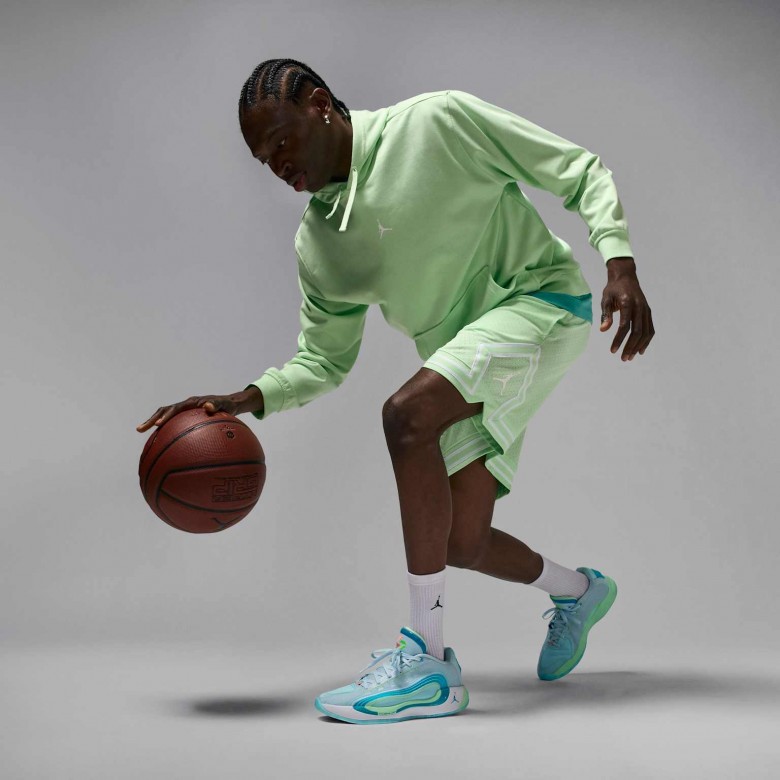 Luka 4 "Navigator" Luka 4 "Navigator"