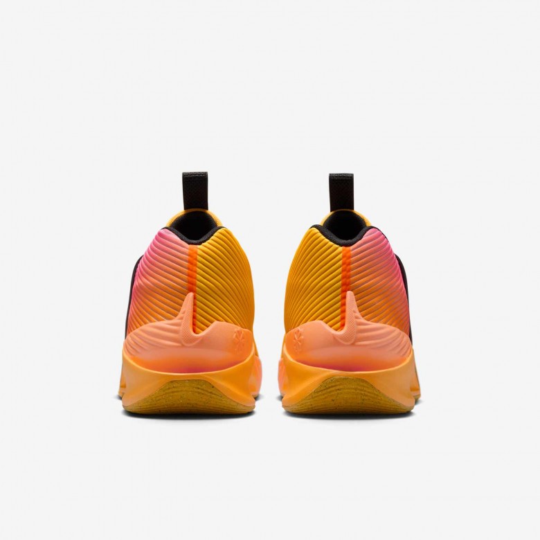 Nike G.T. Jump Academy Nike G.T. Jump Academy