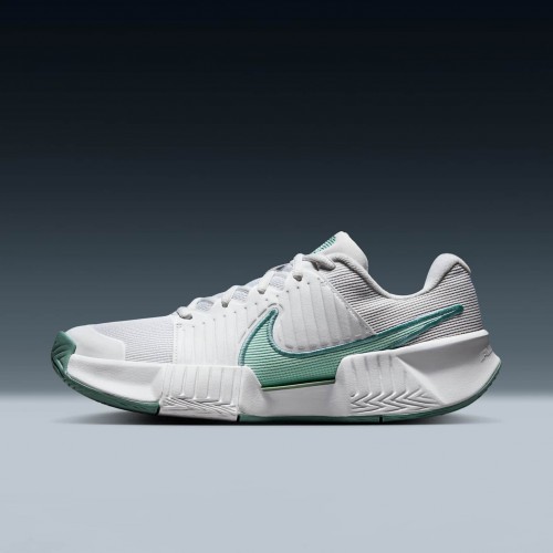 Nike GP Challenge Pro