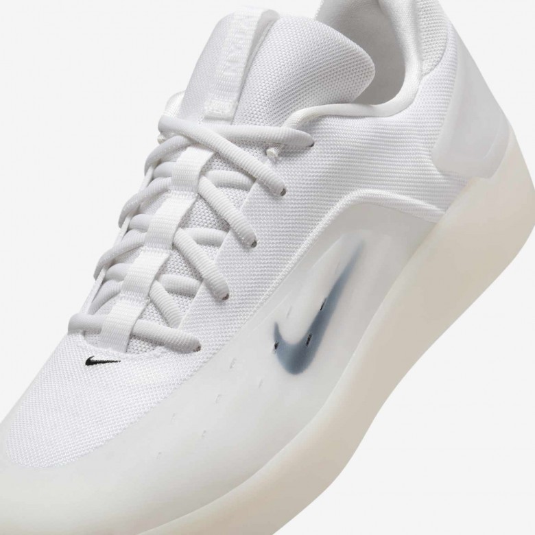 Nike SB Zoom Nyjah 4 Nike SB Zoom Nyjah 4